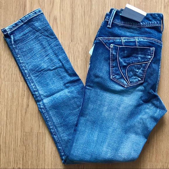 ariya jeans new